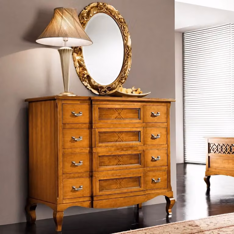 Set camera da letto classica in legno massello intarsiato con motivi geometrici Mobili 2G colore marrone
