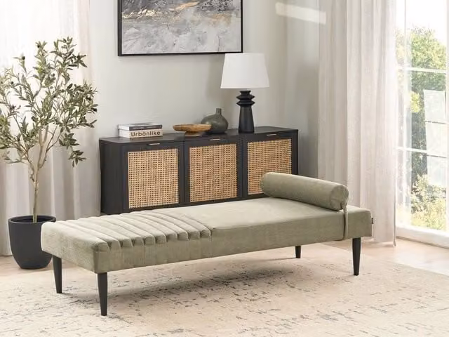 Chaise longue BELIANI verde con rivestimento in tessuto e gambe in metallo, design moderno minimalista, L: 180 cm, P: 74 cm, H: 40 cm