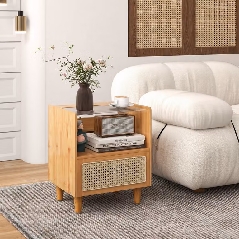 Comodino Costway in bambù e rattan con cassetto e gambe in legno massello, tavolino boho stile naturale L: 43 cm, P: 35 cm, H: 50 cm
