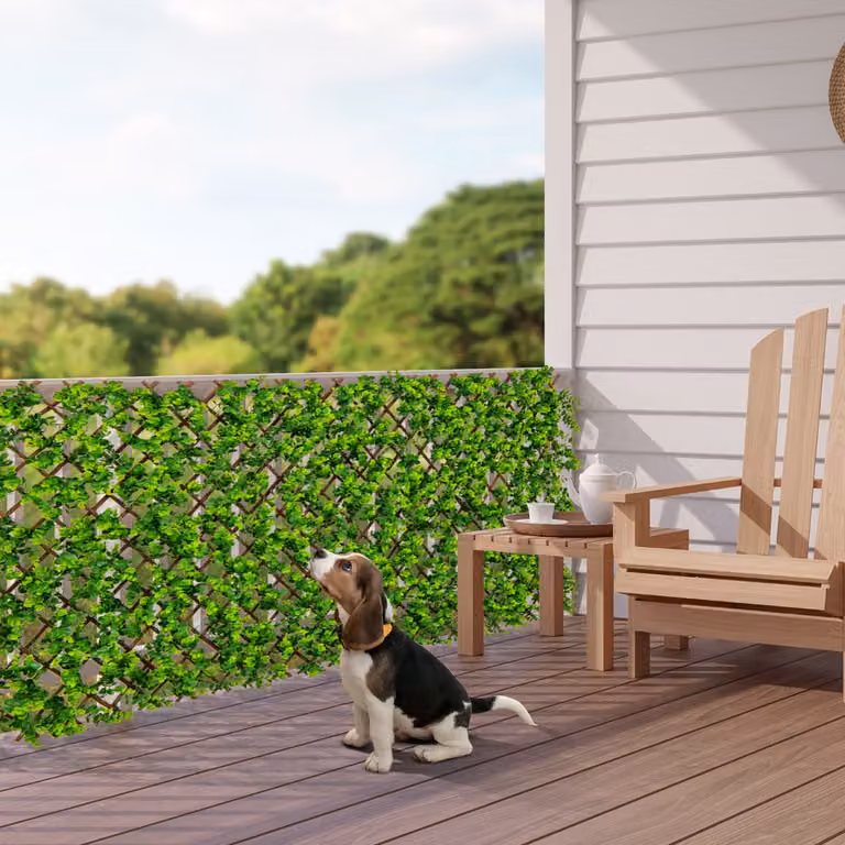Schermo di recinzione estensibile Costway con telaio in vero salice e siepe artificiale verde per protezione solare