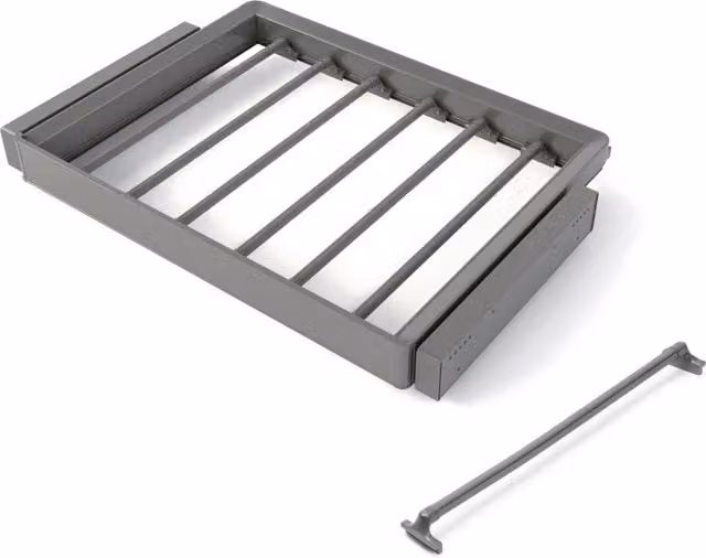 Kit portapantaloni EMUCA Quartz con 7 aste e telaio regolabile, colore grigio argento, con chiusura ammortizzata ed estrazione totale per armadi