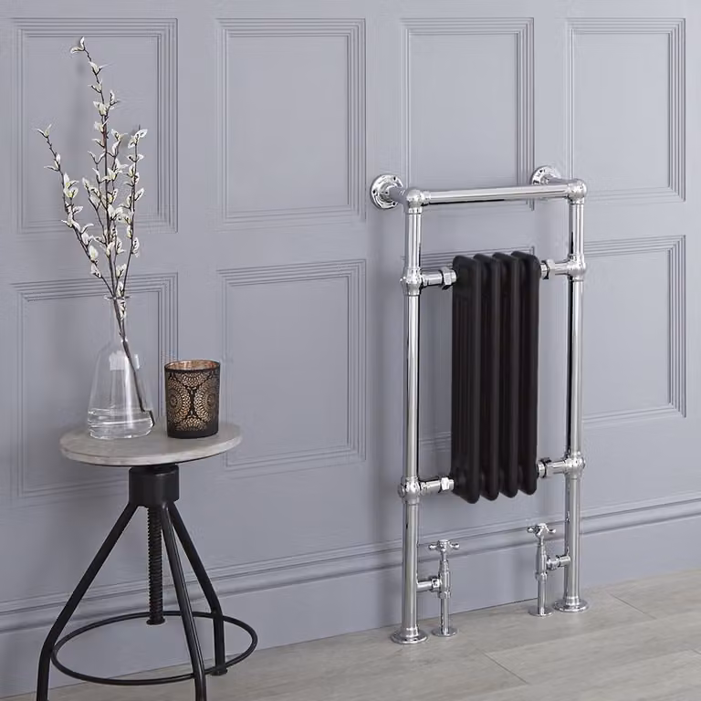Scaldasalviette Verticale Tradizionale Elizabeth HudsonReed Cromato e Nero H: 93,0 cm x L: 45,2 cm