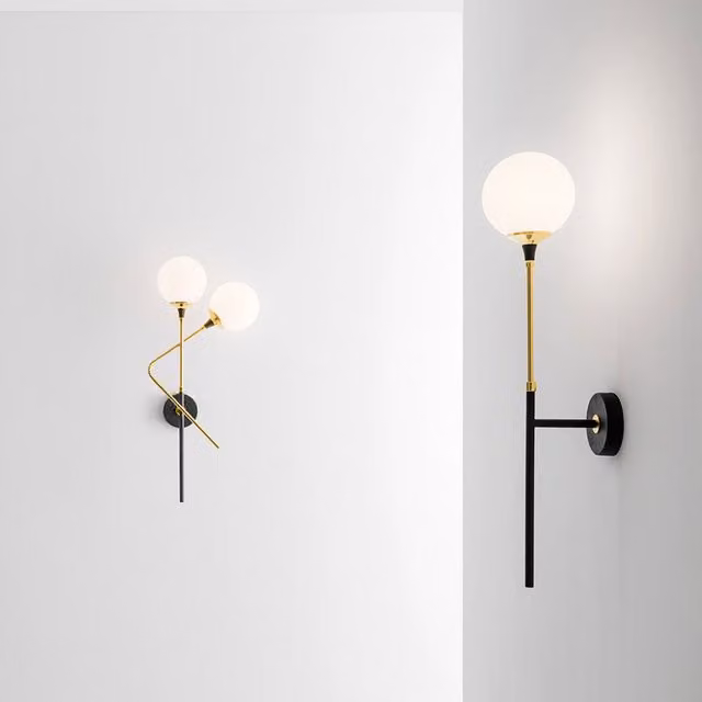 Stilnovo Galassia Applique a Parete in Ottone e Vetro Bianco con Luce LED Warm White