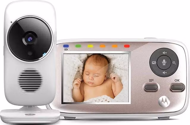 Baby Monitor Motorola con Telecamera Wifi, Controllo tramite App, Visione Notturna e Audio Bidirezionale, Bianco