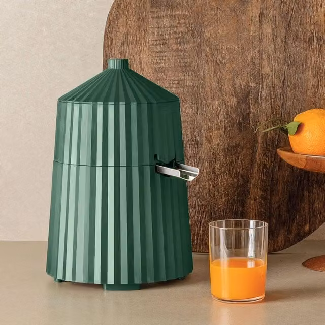 Spremiagrumi elettrico Pliss di Alessi colore verde