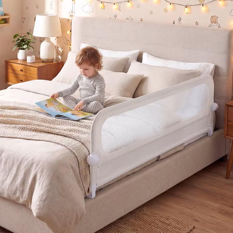 Sbarra letto pieghevole per bambini Costway con base a U e protezione regolabile da 178 cm, Bianco