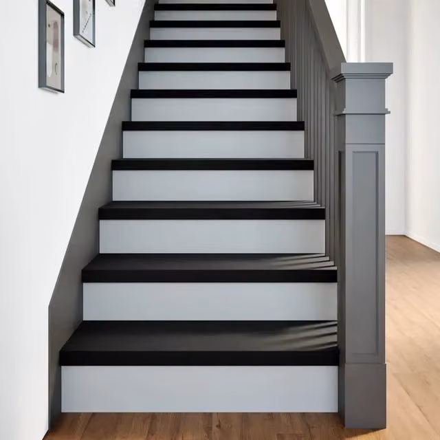 Set di 8 gradini in legno massello di rovere VIDAXL, colore marrone scuro, L: 80 cm, P: 25 cm, H: 2 cm
