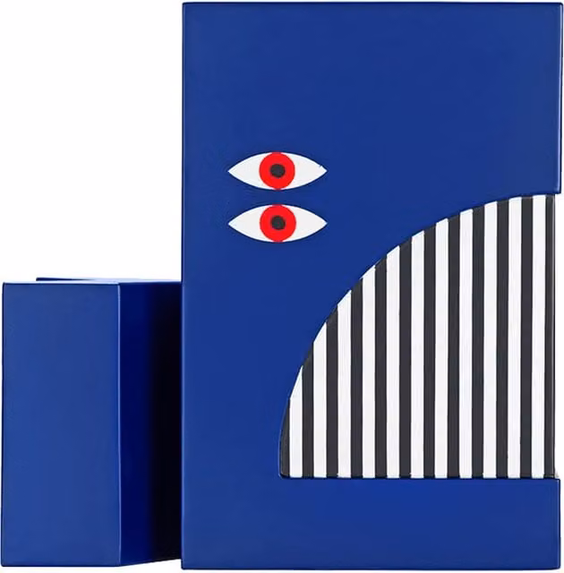 Tavolino Qeeboo Otis in legno blu con piano quadrato e finitura laccata
