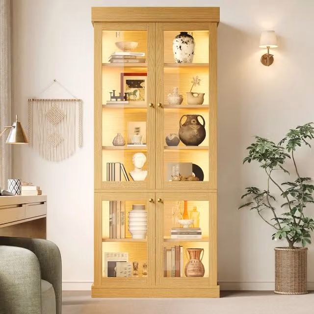 Mobile alto WISHDOR con ante in vetro, illuminazione integrata e ripiani interni, finitura marrone, H: 180 cm, L: 50 cm, P: 40 cm