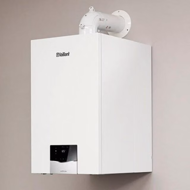 Caldaia a gas a condensazione ad accumulo Vaillant Ecotec Plus VMI 26 Kw 20 l bianca a parete