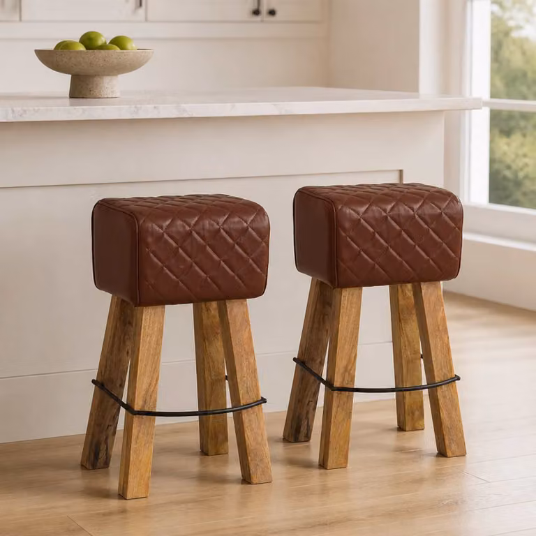 Set di 2 sgabelli da bar vidaXL in ecopelle marrone e legno con design geometrico moderno L/P/H: 44 x 33 x 74 cm