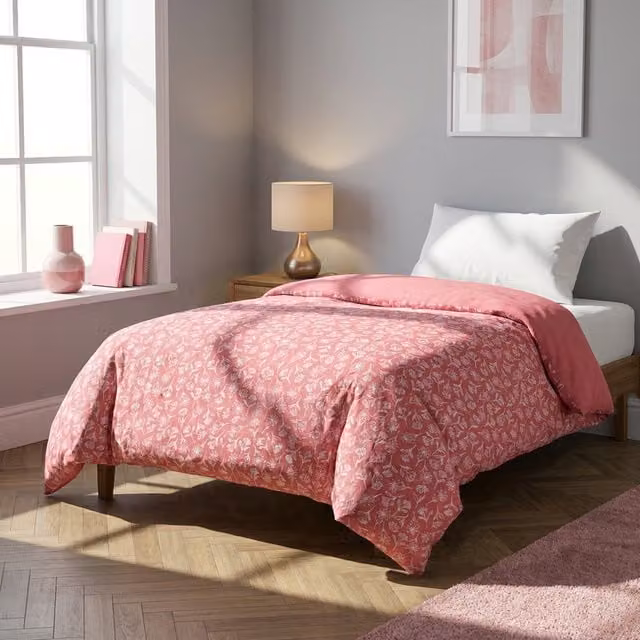 Trapuntino Kasanova per una piazza e mezza con fantasia floreale in microfibra, colore malva/rosa, L: 220 cm x P: 250 cm