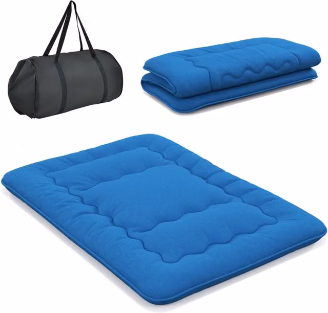 Materasso futon portatile Design Mania in microfibra blu con copertura lavabile e sacca da trasporto, L/P: 140 x 200 cm