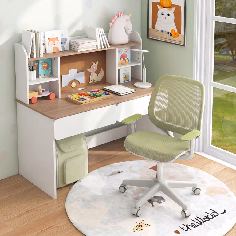 Sedia da scrivania girevole per bambini Costway Verde con altezza regolabile, braccioli morbidi e ruote con freno
