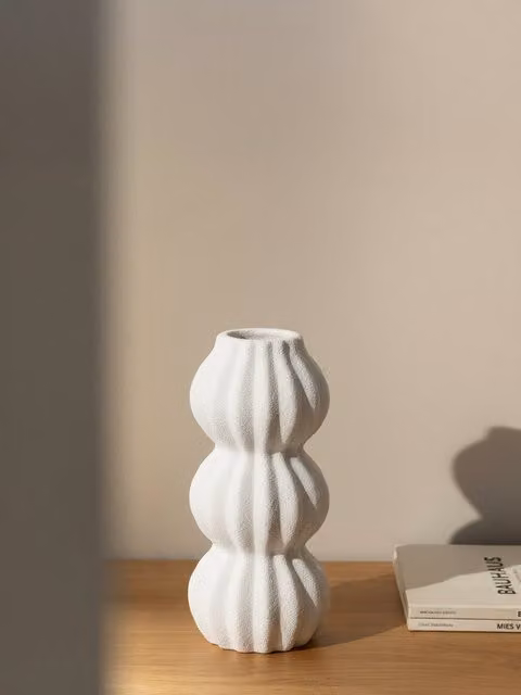 Vaso Duna in ceramica bianca Kenay Home per tavolo, forma rotonda