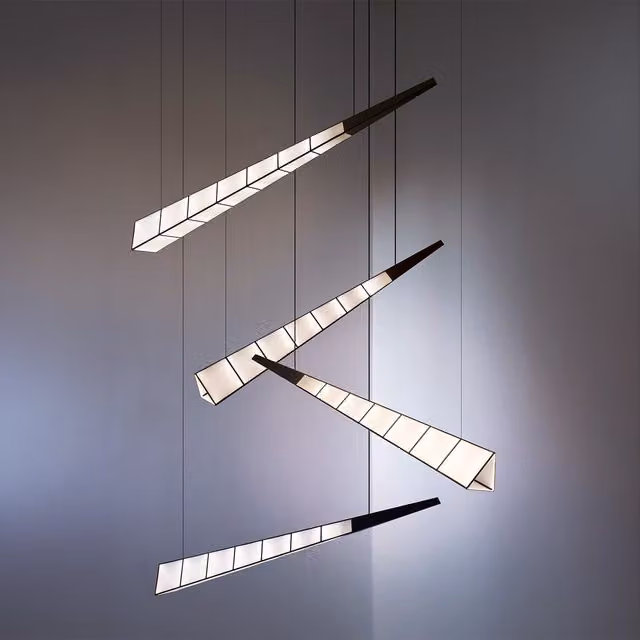 Lampada a sospensione Tooy Igor LED dimmabile con altezza regolabile in metallo e vetro, luce bianco caldo, disponibile in nero o bianco