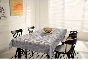 Tovaglia protettiva Kobel Chery Ordito Marte di colore grigio con decorazione grafica in PVC per adulti