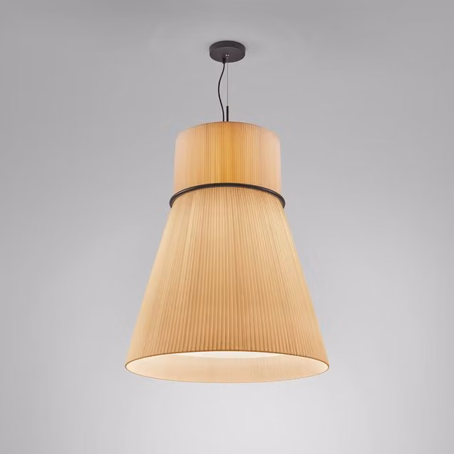 Lampada a sospensione Bover Folie beige con design moderno a cono e tecnologia LED