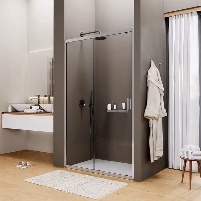 Box doccia a nicchia Parama con ante scorrevoli reversibili in vetro trasparente da 6 mm, L: 140 cm, H: 190 cm