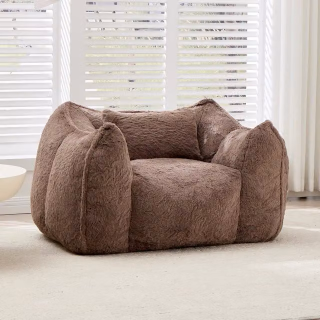 Poltrona sacco gigante XYLO con cuscino in similpelle color kaki per soggiorno e camera da letto