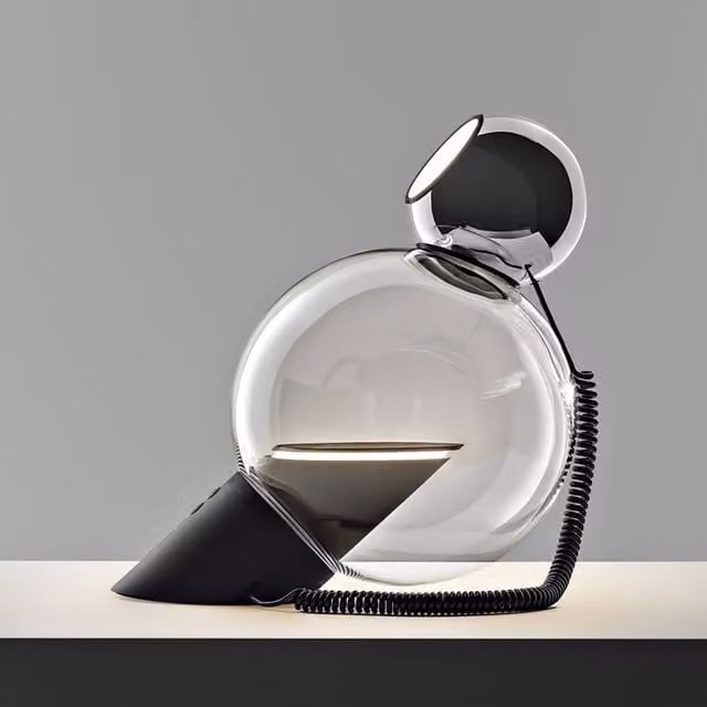 Stilnovo Gravita Lampada da tavolo con LED dimmerabile in vetro trasparente e metallo nero e cromo