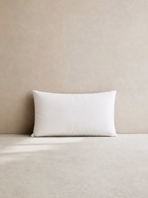 Cuscino rettangolare in fibra cava Selora bianco Kenay Home 70x70 cm