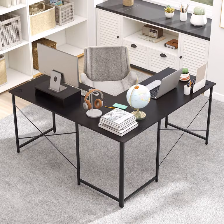 Scrivania angolare per computer Costway nera con supporto monitor, tavolo da ufficio estensibile in metallo per due persone, L: 240 cm