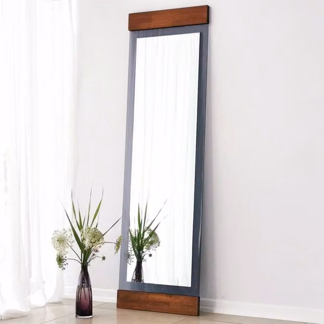 Specchio rettangolare moderno Lanzada con cornice in legno marrone, L: 50 cm, H: 170 cm