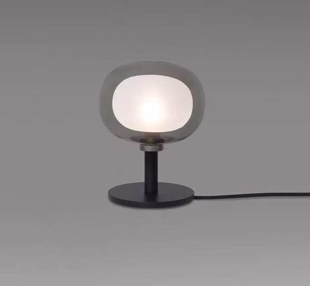Lampada da tavolo Tooy Nabila 552.32 in vetro e metallo con luce LED bianco caldo e design moderno a sfera