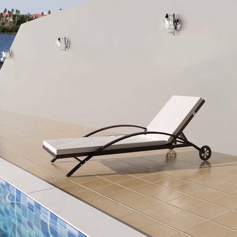 vidaXL Lettino Prendisole in Polyrattan Marrone con Cuscino e Ruote