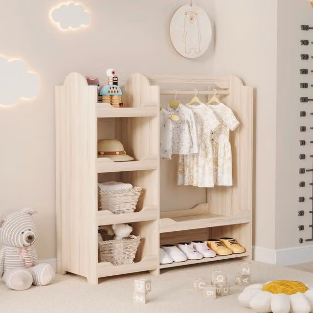 Armadio per bambini Minimal in legno di pino naturale con 4 ripiani e appendiabiti, L: 110 cm, P: 39 cm, H: 110 cm