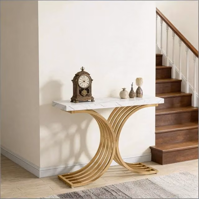 Consolle moderna OKWISH con piano effetto marmo bianco e struttura in metallo dorato per ingresso e soggiorno L 100 x P 30 x H 80 cm