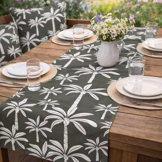 Runner da esterno KASANOVA con motivo floreale di palme, grigio e bianco, L: 130 cm, P: 40 cm