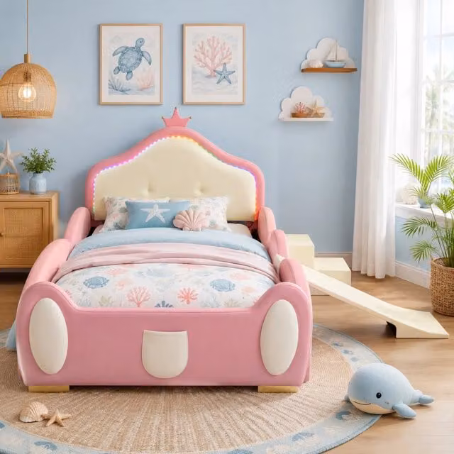 Letto imbottito per bambini Elvmi con corona, LED, scivolo e scala, in ecopelle rosa e beige, L/P/H: 200 x 90 x 175 cm