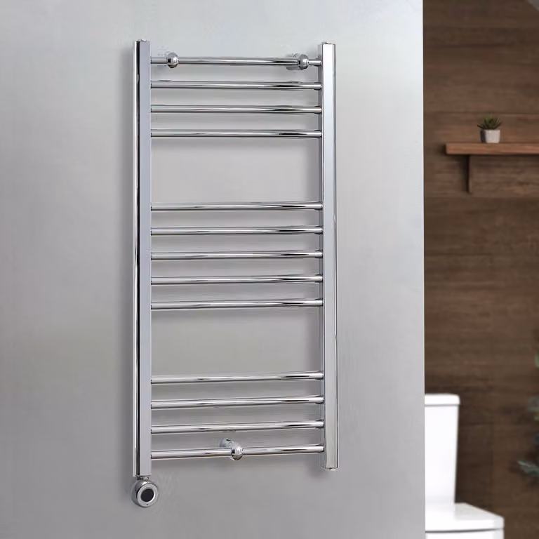 Scaldasalviette Elettrico Diritto Cromato con Elemento Termostatico Wi-Fi e Presa Elettrica ECOSO by Hudson Reed L: 100 cm, P: 50 cm