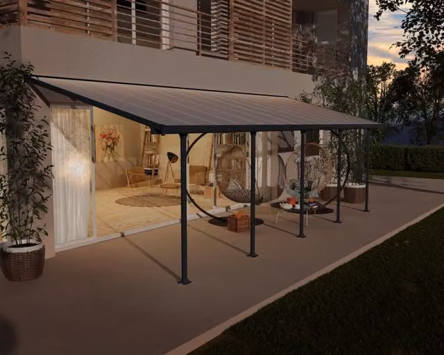 Pergola addossata Palram Feria in alluminio e policarbonato colore grigio L: 8,5 m x P: 3 m